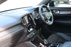 2021 Volvo XC40 T5 R-Design