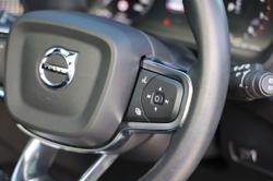 2021 Volvo XC40 T5 R-Design