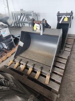 GARDNER ENGINEERING 900mm GP Bucket