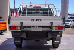 2025 Isuzu
                D-MAX SX