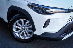 2025 Toyota Corolla Cross Hybrid GX