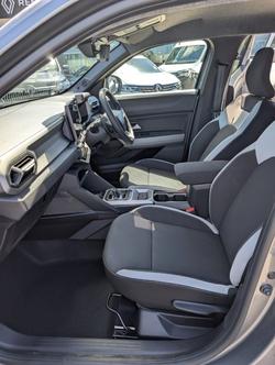 2025 RENAULT DUSTER Techno