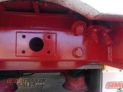 2005 Maxitrans 22 Pallet Dropdeck Road Train Lead