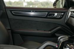 2022 Porsche
Cayenne GTS