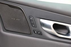 2025 Volvo XC60 Plus B5 Bright