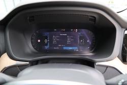 2025 Volvo XC60 Plus B5 Bright