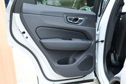 2025 Volvo XC60 Plus B5 Bright