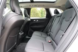 2025 Volvo XC60 Plus B5 Bright