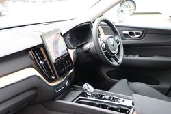 2025 Volvo XC60 Plus B5 Bright