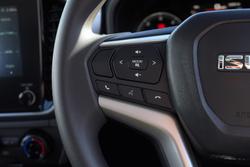 2024 Isuzu
D-MAX LS-M