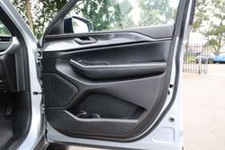 2022 Jeep Grand Cherokee L Night Eagle