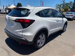 2019 HONDA HR-V VTi-S