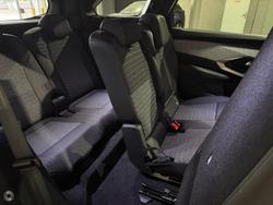 2025 Peugeot 5008 Allure Hybrid