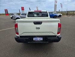 2021 Nissan NAVARA WHITE PEARL