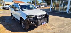 Isuzu MU-X