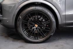 2025 Porsche Cayenne