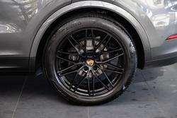 2025 Porsche Cayenne