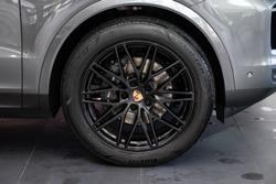 2025 Porsche Cayenne