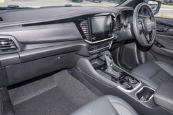 2026 Isuzu MU-X LS-T