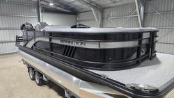 2024 BENNINGTON 21L 21L MIDNIGHT BLACK