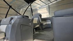 2024 BENNINGTON 21L 21L MIDNIGHT BLACK