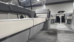 2024 BENNINGTON 21L 21L MIDNIGHT BLACK