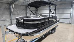 2024 BENNINGTON 21L 21L MIDNIGHT BLACK