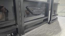 2024 BENNINGTON 21L 21L MIDNIGHT BLACK