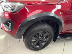 2025 ISUZU D-MAX XT