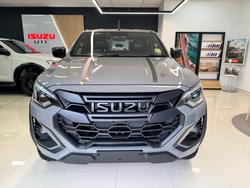 2025 ISUZU D-MAX BLADE