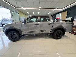 2025 ISUZU D-MAX BLADE