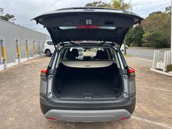 2025 Nissan X-TRAIL ST 2WD