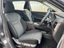 2025 Nissan X-TRAIL ST 2WD