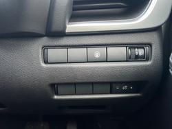 2025 Nissan X-TRAIL ST 2WD