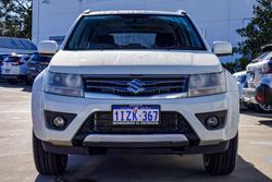 2015 Suzuki Grand Vitara Sport