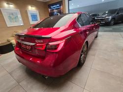 2017 INFINITI Q50 3.0tt RED SPORT