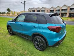 2025 Suzuki
Vitara Turbo Shadow