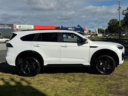 2025 Isuzu
MU-X X-TERRAIN