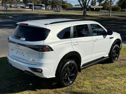 2025 Isuzu
MU-X X-TERRAIN
