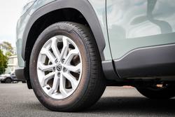 2025 Toyota Corolla Cross Hybrid GXL