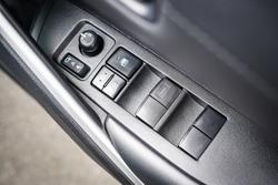 2025 Toyota Corolla Cross Hybrid GXL