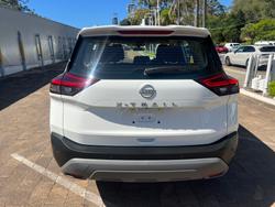 2025 Nissan X-TRAIL ST 2WD