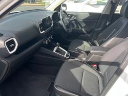 2023 HYUNDAI
                VENUE QX.V5 ELITE