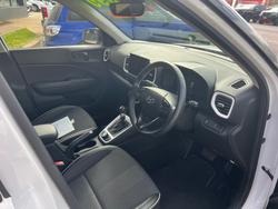 2023 HYUNDAI
                VENUE QX.V5 ELITE