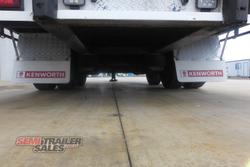 2005 Tag-A-Long Dual Axle Curtainsider Trailer