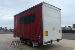 2005 Tag-A-Long Dual Axle Curtainsider Trailer
