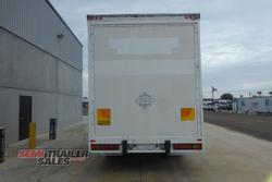 2005 Tag-A-Long Dual Axle Curtainsider Trailer