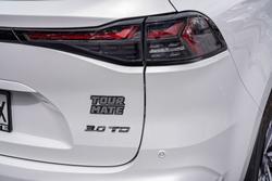 2025 Isuzu MU-X LS-T