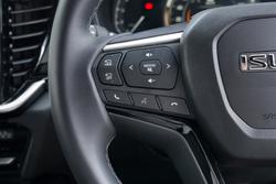 2025 Isuzu MU-X LS-T