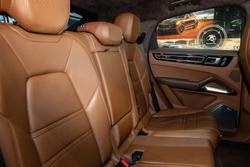 2023 Porsche Cayenne Turbo S E-Hybrid